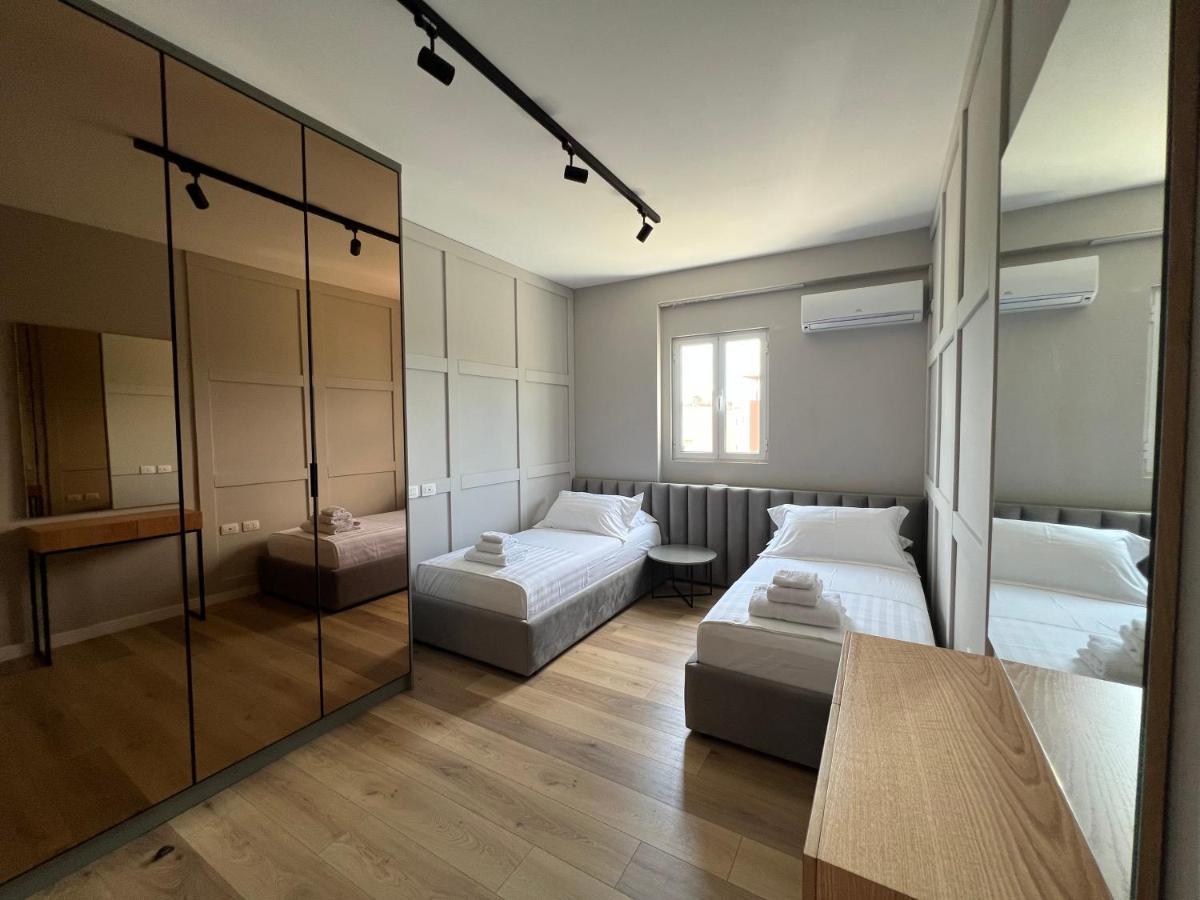 Coral Apartments Sarandë 外观 照片