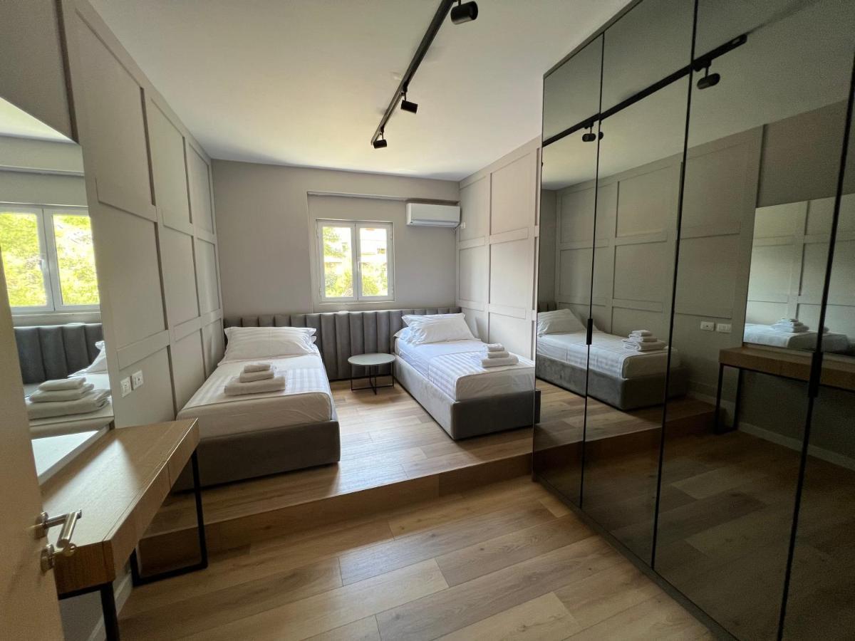 Coral Apartments Sarandë 外观 照片