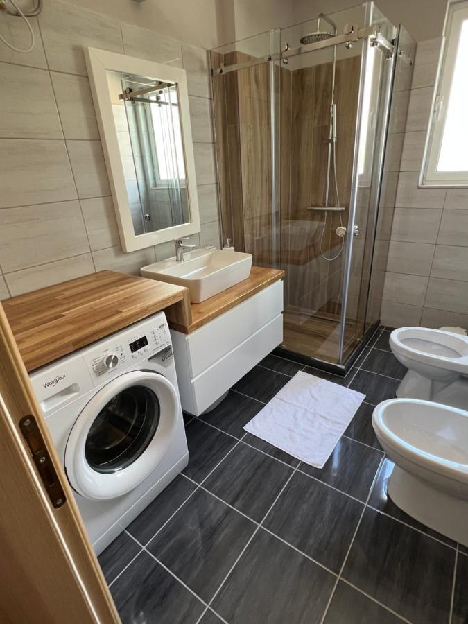 Coral Apartments Sarandë 外观 照片
